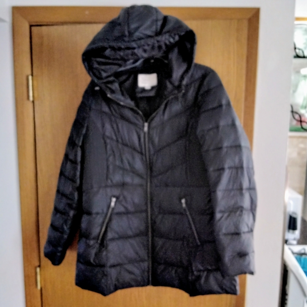 Hooded quilted/puffer jacket